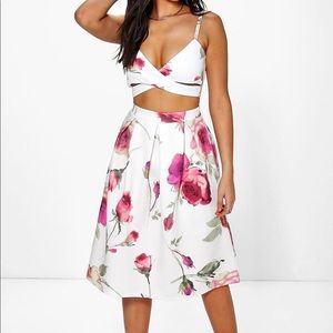 Floral 2 Piece Top and Skirt Set.